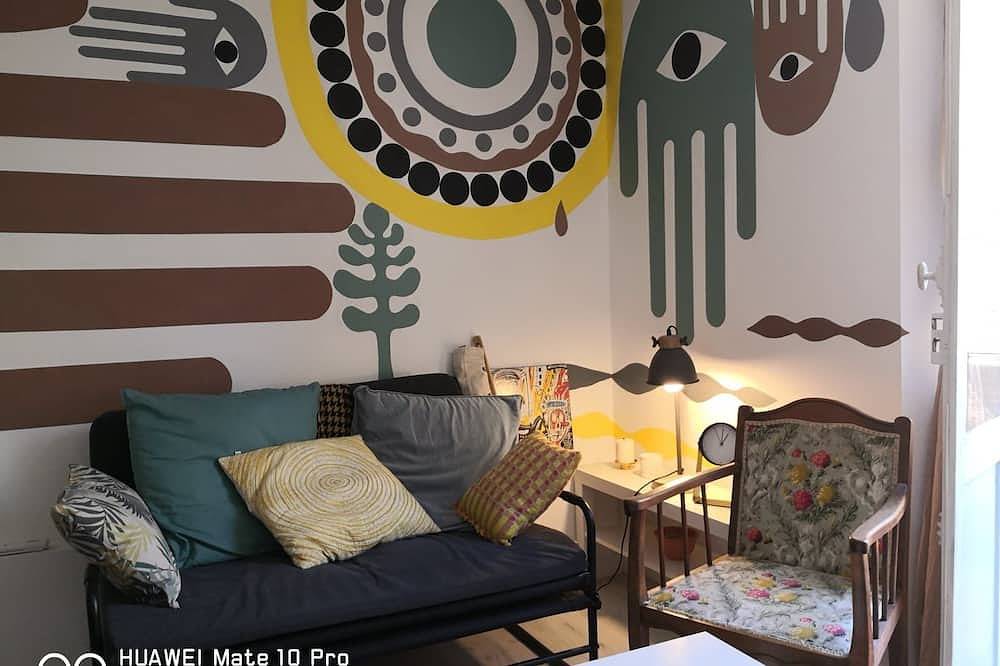 Ganze Wohnung, Appartement Avec Jardin . 5min à Pied du Centre Ville et Proche des Plages in Hyeres, Parc national Port-Cros