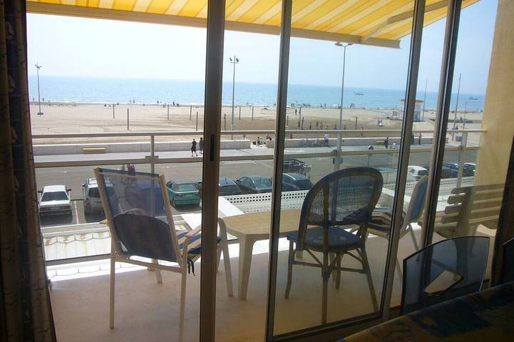 Ferienwohnung für 5 Personen, mit Balkon am Narbonne Plage