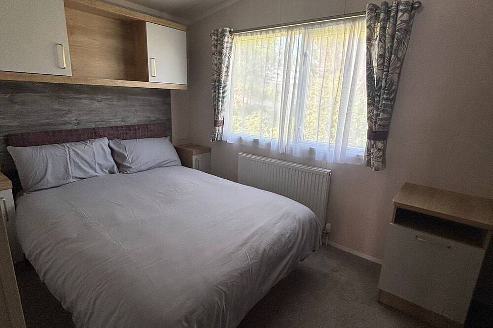 Luxury 8-Berth Caravan in Camber Sands in Camber, Sussex Est
