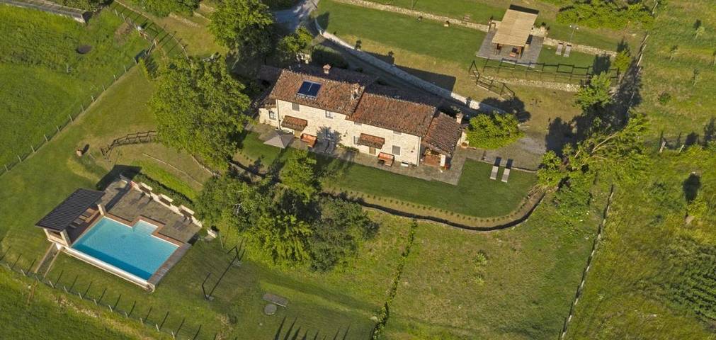Maison de campagne pour 4 personnes, avec jardin ainsi que jacuzzi et piscine à Pieve Fosciana - 4