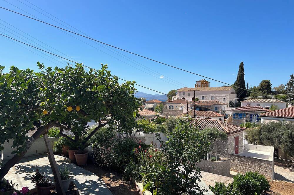 Entire apartment, Hydra Serene Escape in Hydra