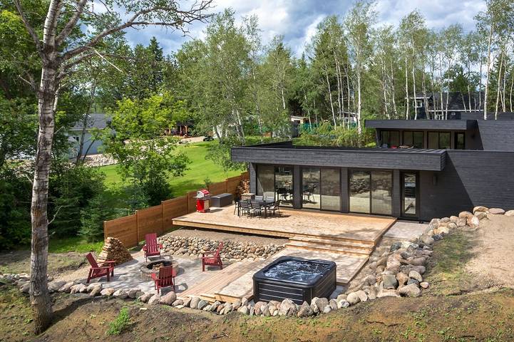Cabane en bois pour 4 personnes, avec jacuzzi et terrasse dans Canada - 2