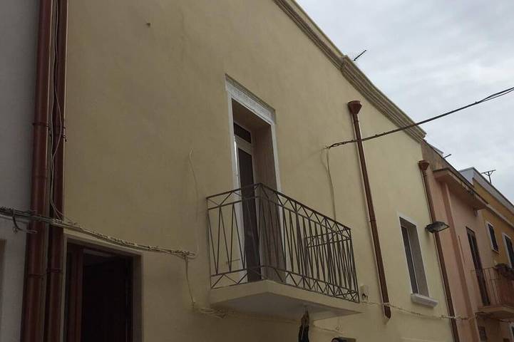 Location de vacances pour 7 personnes, avec balcon à Mesagne