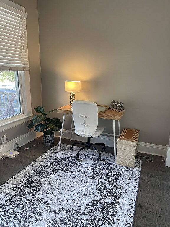 Vacation rental for 4 people, with yard in Lexington