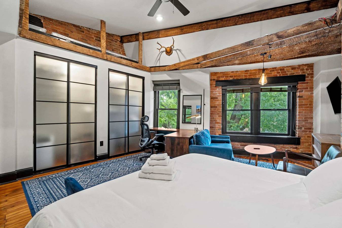 Apartamento entero, Spacious Historic Retreat - Logan Circle Rowhouse in Washington D.C., District of Columbia