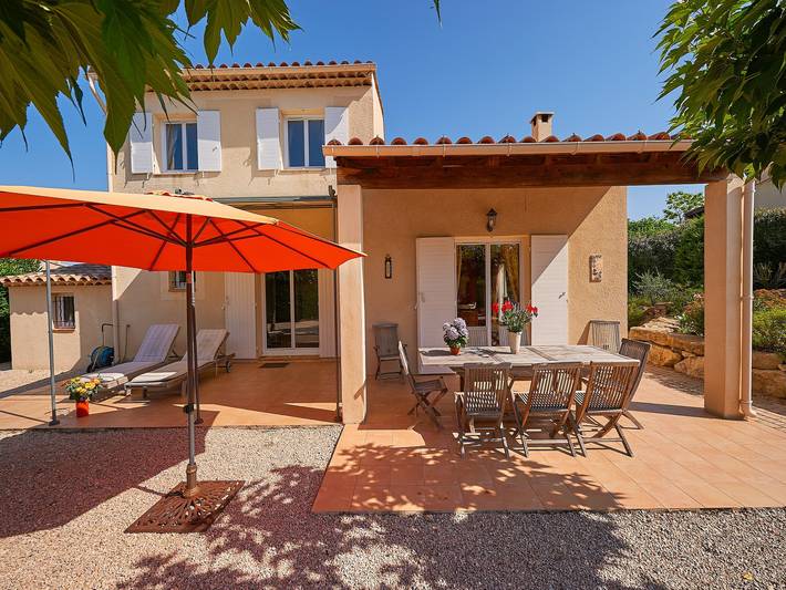 Villa pour 8 personnes, avec jardin ainsi que piscine et terrasse - 1