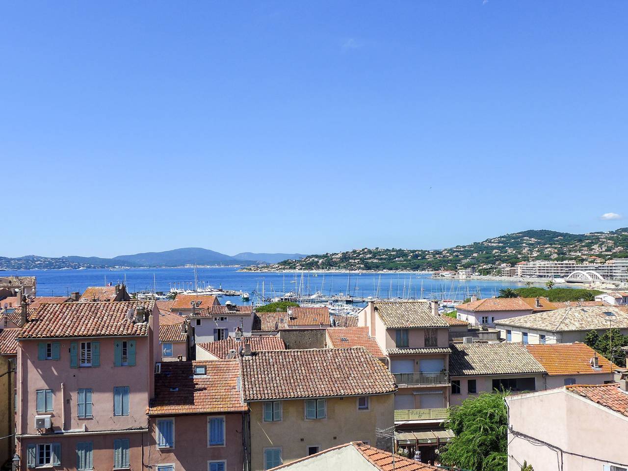 Entire apartment, Les Pins Dorés in Sainte-Maxime, Mediterranean Coast (France)