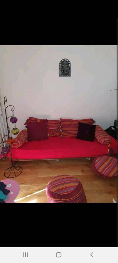 Villa pour 8 personnes, avec jardin, adapté aux familles dans Seine-Saint-Denis - 2