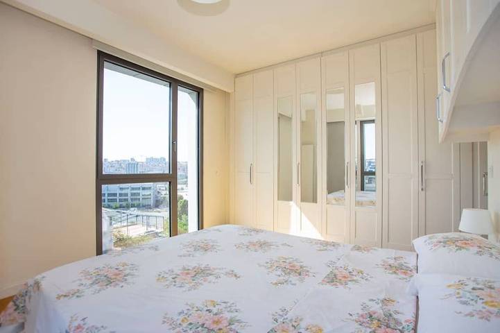 Ganze Wohnung, Luxuswohnung nahe Mall Of Ist & Flughafen in Istanbul, Marmararegion