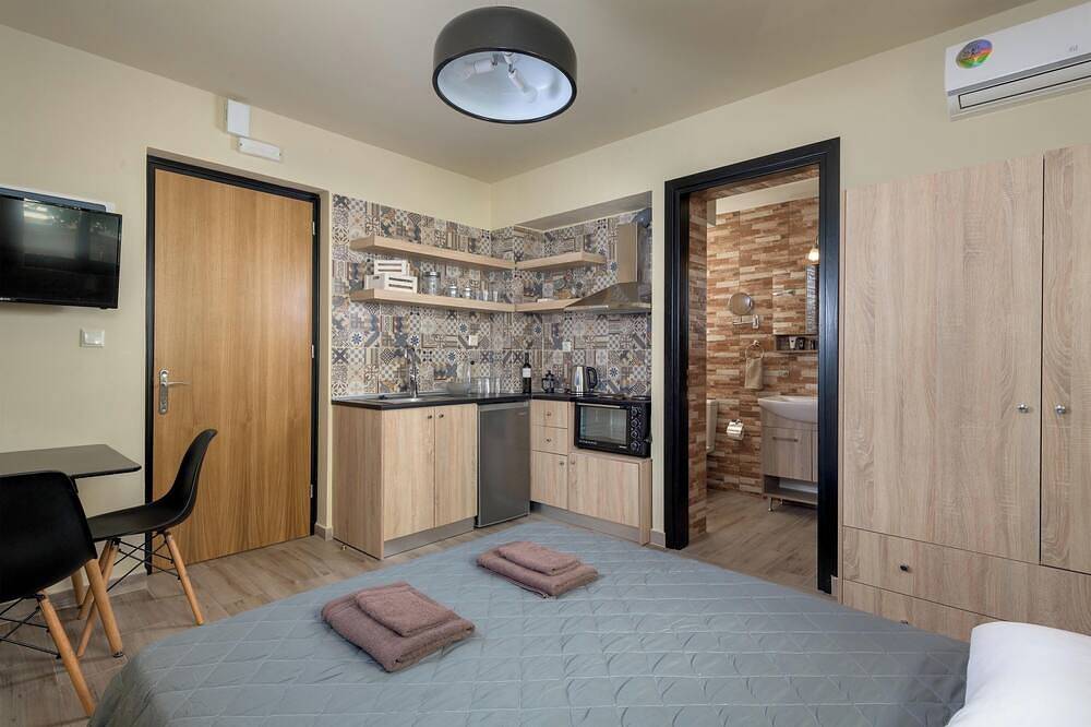 Ganze Wohnung, Parko Studios - Studio 2 in Rhodos Stadt, Rhodos