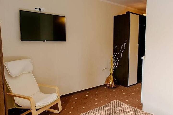 Ferienhaus für 3 Personen, mit Terrasse und Sauna im Hunsrück - 2