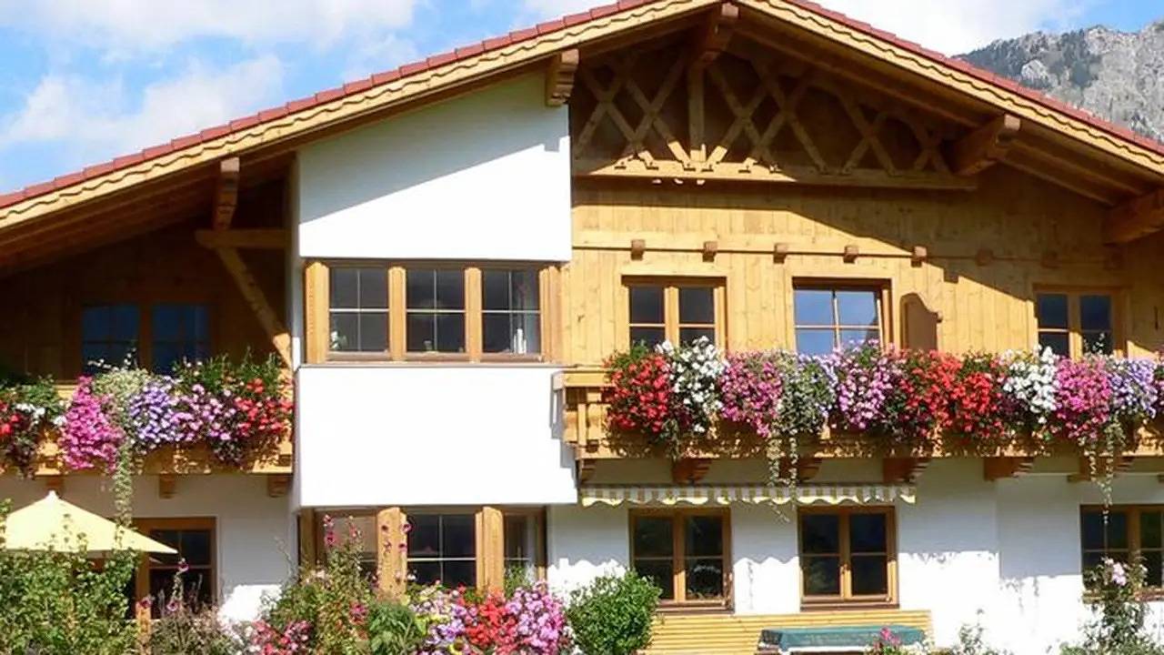 Vakantiewoning voor 4 Personen in Tannheim, Allgäuer Alpen (Oostenrijk)