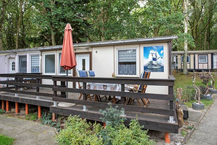 Bungalow 'Bungalow Schoner Greif, Bgl 8' met privéterras en wifi in Bakenberg, Dranske