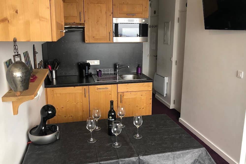 Apartamento entero, Apartamento Con Encanto De 2 Habitaciones Para 6 Personas Recientemente Renovado in Morzine, Les Portes du Soleil