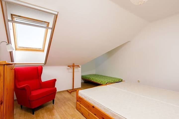Ganze Wohnung, Herrliche Wohnung für 9 Personen mit Klimaanlage,  W-Lan, Tv und Balkon in Balatonőszöd, Plattensee Südufer