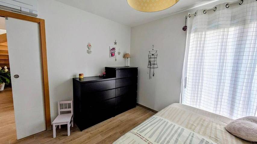 Location de vacances pour 8 personnes, avec jardin ainsi que terrasse et piscine à Beauzelle - 3