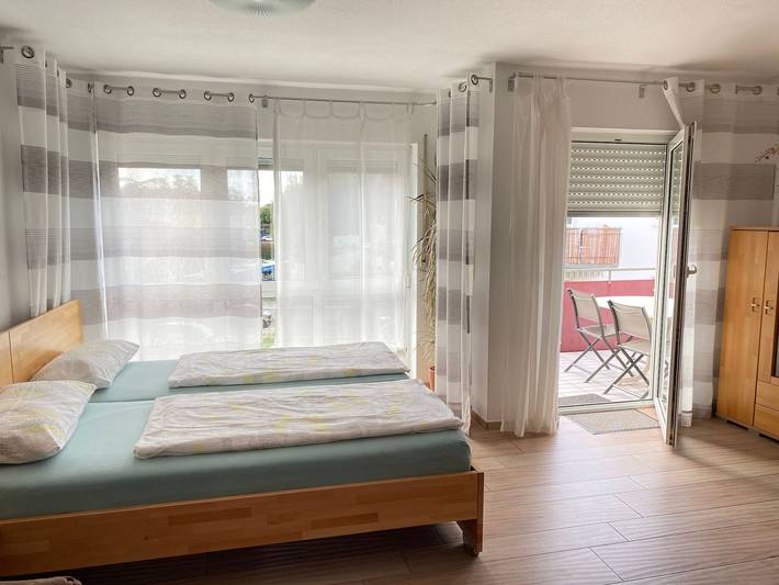 Ferienwohnung für 5 Personen, mit Balkon und Ausblick in Rust - 2