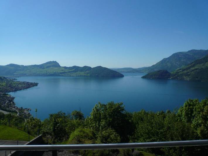 Ferienwohnung für 2 Personen, mit Balkon und Ausblick in Nidwalden