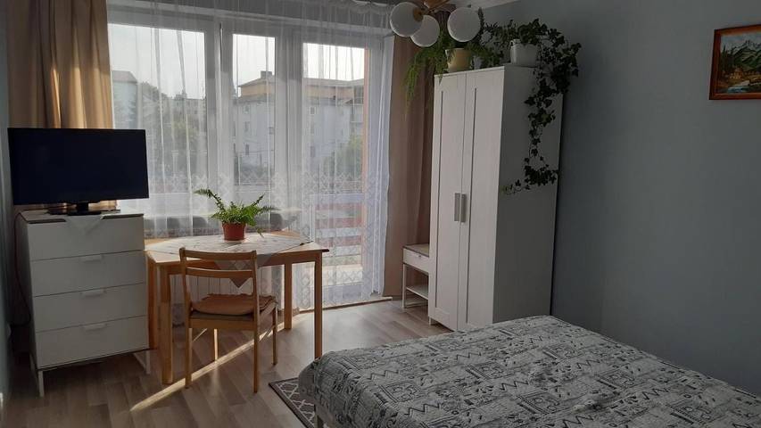 Apartament wakacyjny dla 2 osób, z ogród i balkon oraz widok w Województwo świętokrzyskie