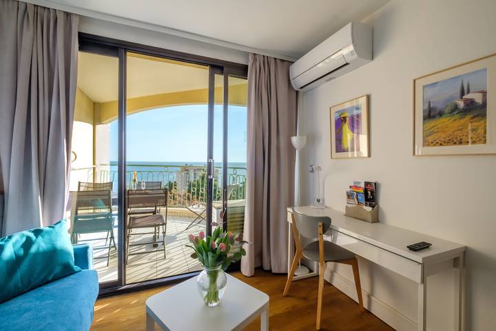 Ferienwohnung für 4 Personen, mit Balkon und Kinderpool in Cannes - 3