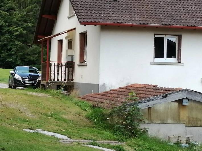 Gîte pour 4 personnes, avec jardin à Cleurie