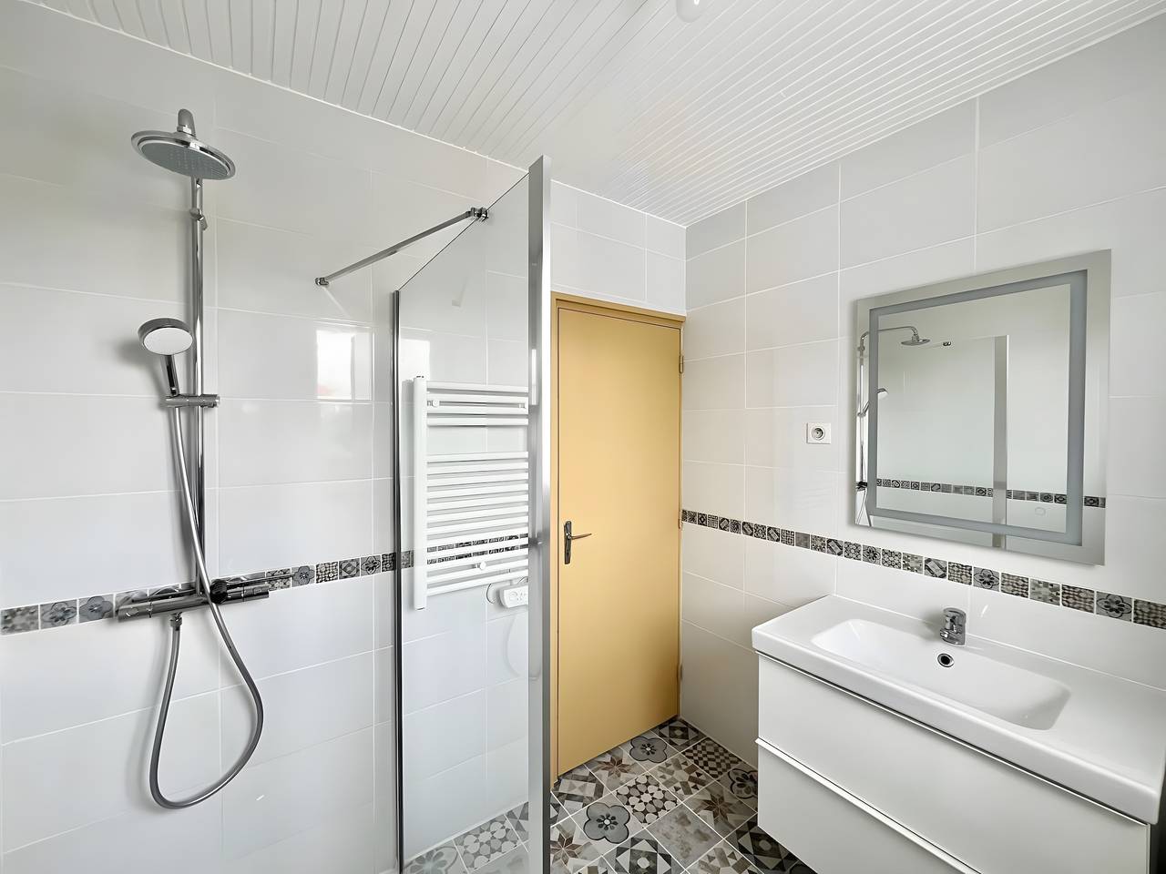 La maison Amorgos la Terrière – Stilvolles Haus nahe Strand, Garage, Terrasse in La Terrière, La Tranche-sur-Mer