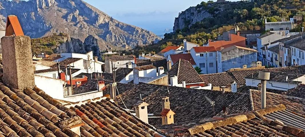 Location de vacances pour 10 personnes, avec vue et terrasse, animaux acceptés à Tàrbena - 3