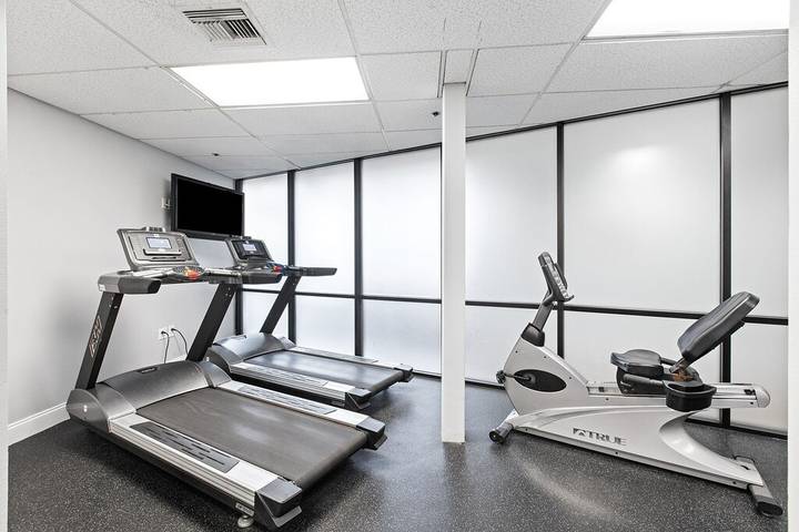 Apartamento de vacaciones para 4 personas, con piscina y sauna además de balcón y jacuzzi en Destin