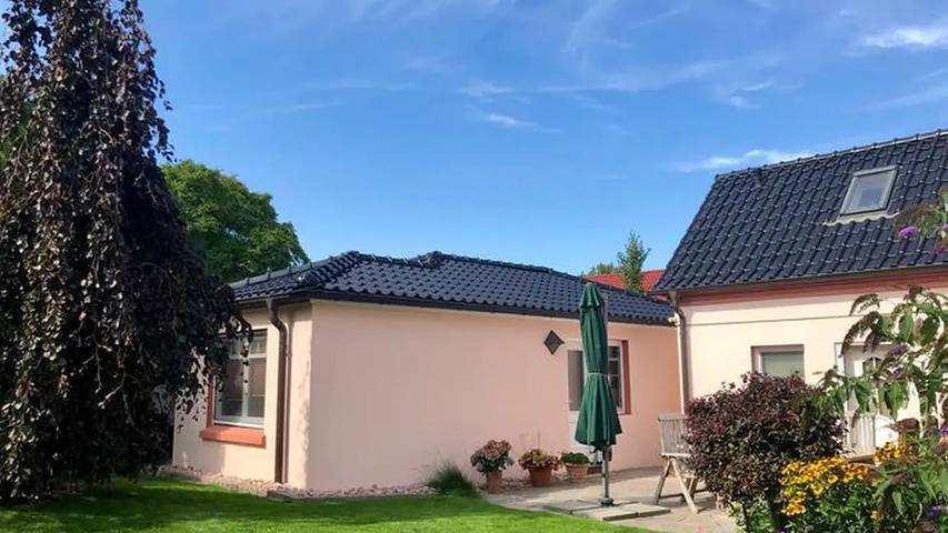 Ferienwohnung für 2 Personen, mit Terrasse und Garten in Wustrow - 3