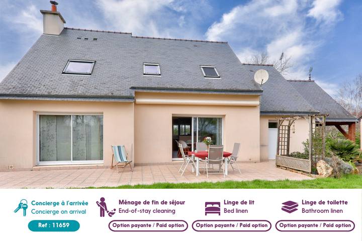 Location de vacances pour 8 personnes, avec jardin et terrasse, animaux acceptés à Le Tour-du-Parc - 2