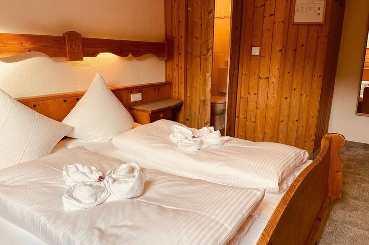 Ferienwohnung für 3 Personen, mit Garten in Schattwald - 4