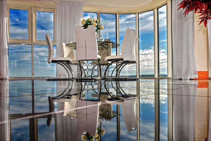 Apartment for 6 people, with View in Swansea