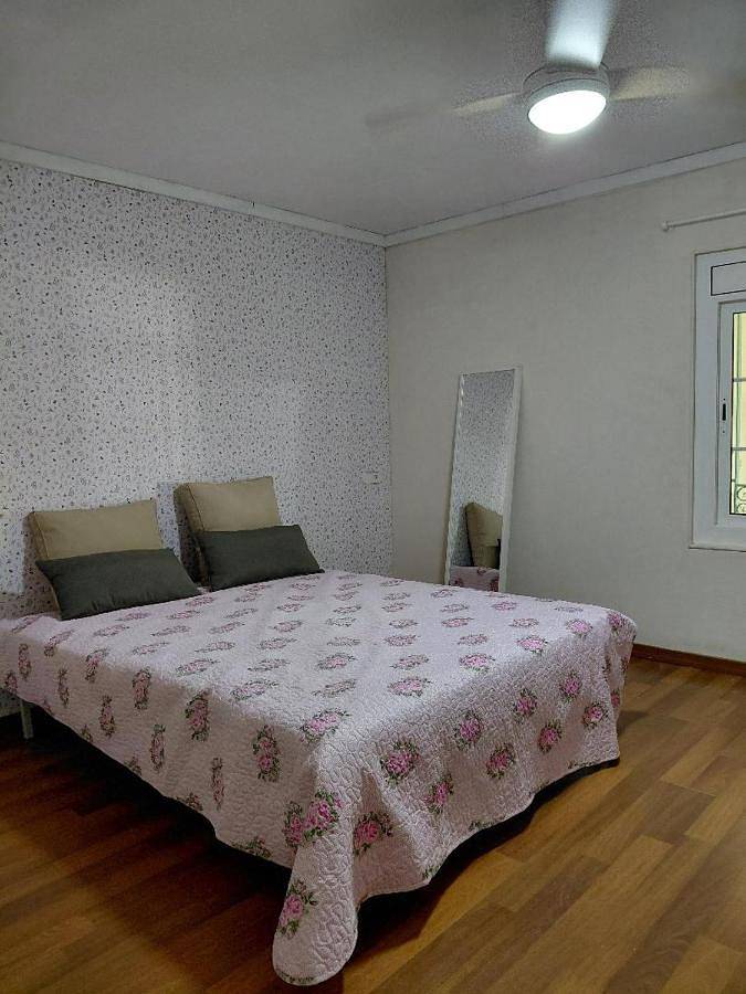 Casa rural para 3 personas, con Terraza además de Jardín y Piscina en Cassá de la Selva - 4