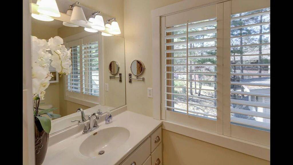 New Design~Summer on Chain of Lakes~Kings~Game Room in Crosslake, Crow Wing County