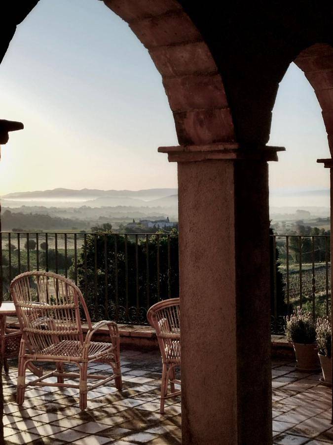 Casa rural para 14 personas, con vistas además de jardín y piscina, Se admiten mascotas en Castellví de la Marca - 3