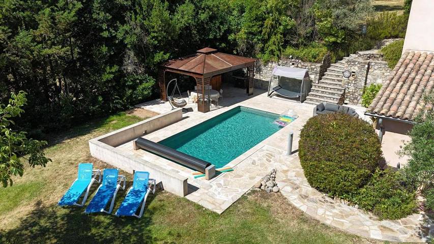 Maison de vacances pour 4 personnes, avec vue ainsi que jardin et piscine, animaux acceptés