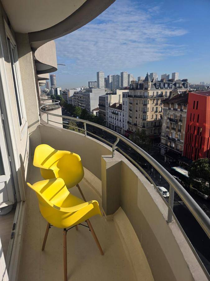 Gîte pour 4 personnes, avec vue et balcon à Le Kremlin-Bicêtre