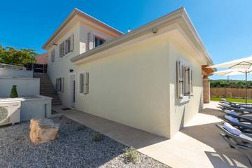 Villa Mit Pool für 6 Personen in Vinez, Ostküste Istrien, Bild 3