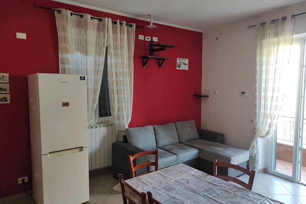 Entire apartment, Sea View Ladispoli: 50m from the sea, in the center, close to all services! in Ladispoli, Rome Province