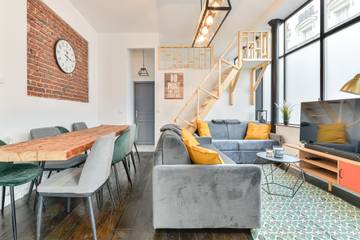 Holiday Rental for 9 People in Paris, Ile de France, Photo 2