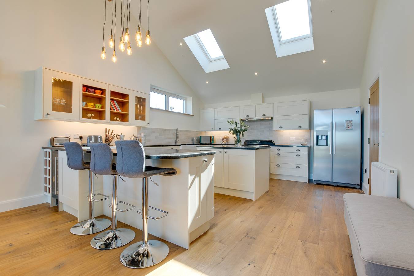 Bryn Y Mor in Three Cliffs Bay, Swansea region