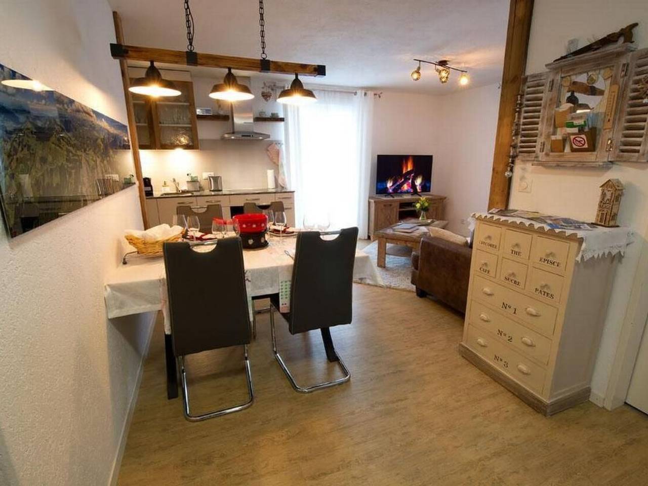 Apartamento entero, Apartamento de vacaciones para 2 personas con jardín in Selle (desambiguación), Schwyz