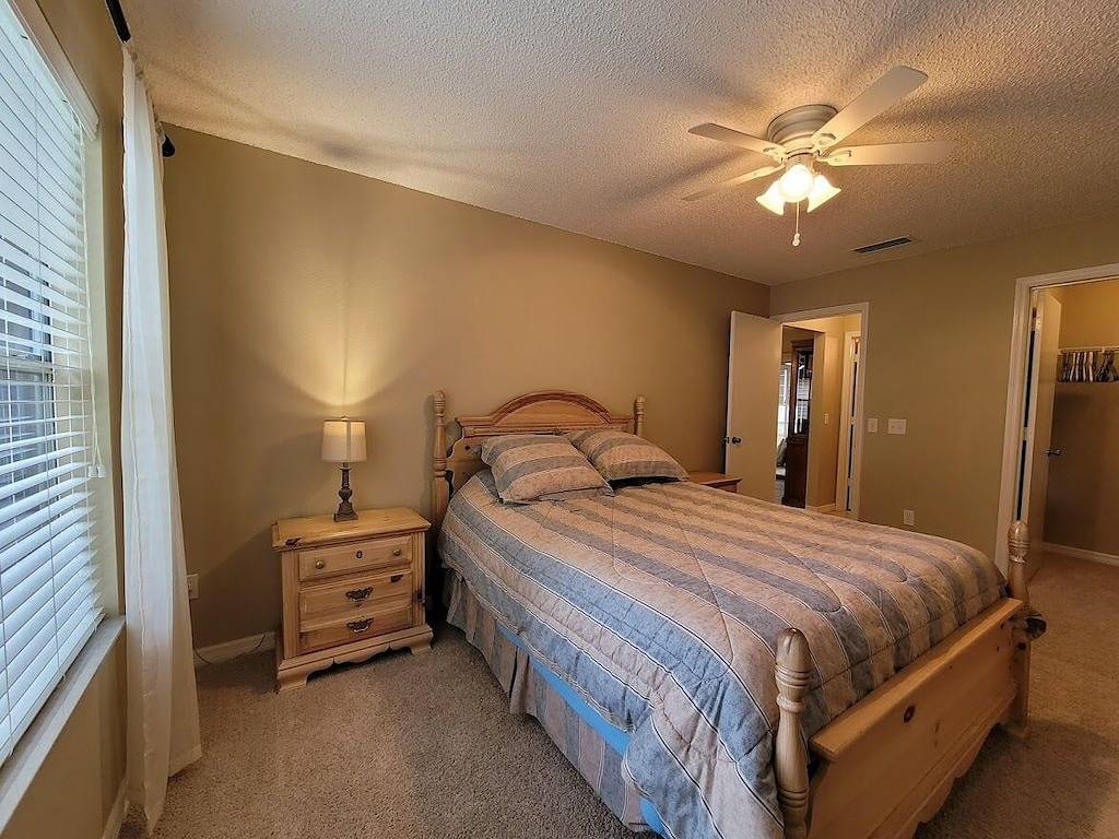 Kingbed w/Cart in The Villages, Sumter County