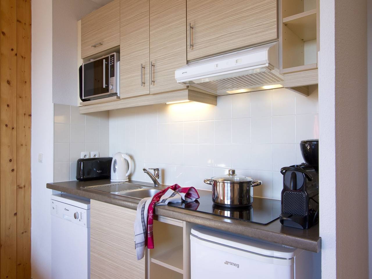 Rustic apartment with dishwasher in Valmeinie in Valmeinier, Saint-Jean-de-Maurienne region