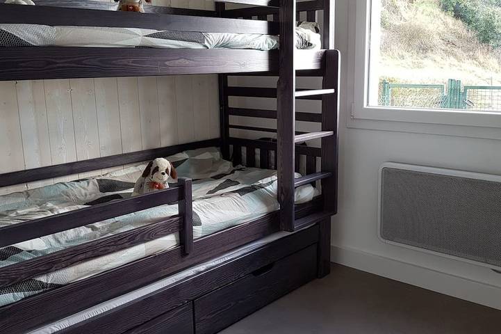 Gîte pour 4 personnes, avec terrasse dans Plage Saint Marc - 2