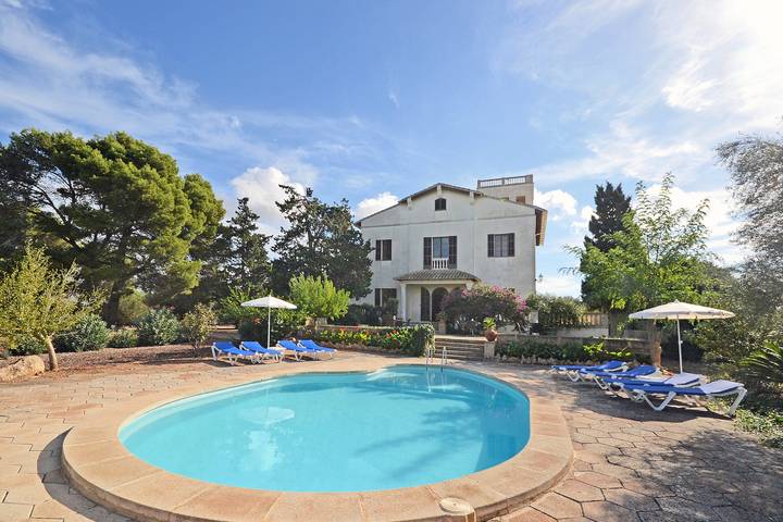 Finca mit Meerblick für 12 Personen, mit Terrasse und Garten in Llucmajor