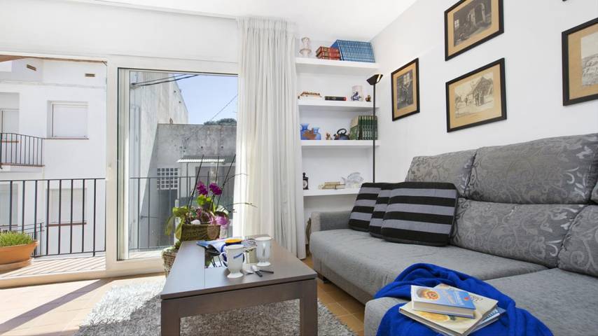 Apartamento para 4 personas, con terraza, Se admiten mascotas en Llafranch