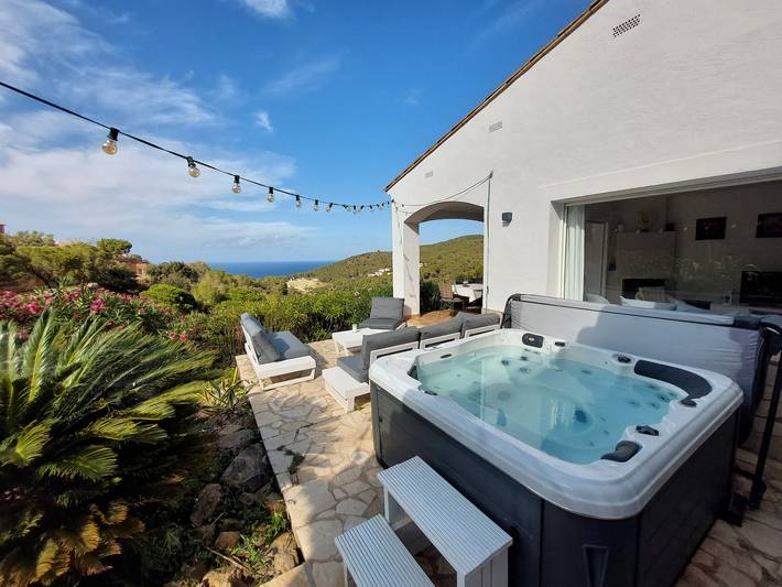 Chalet para 9 personas, con jacuzzi y jardín en Cataluña - 3