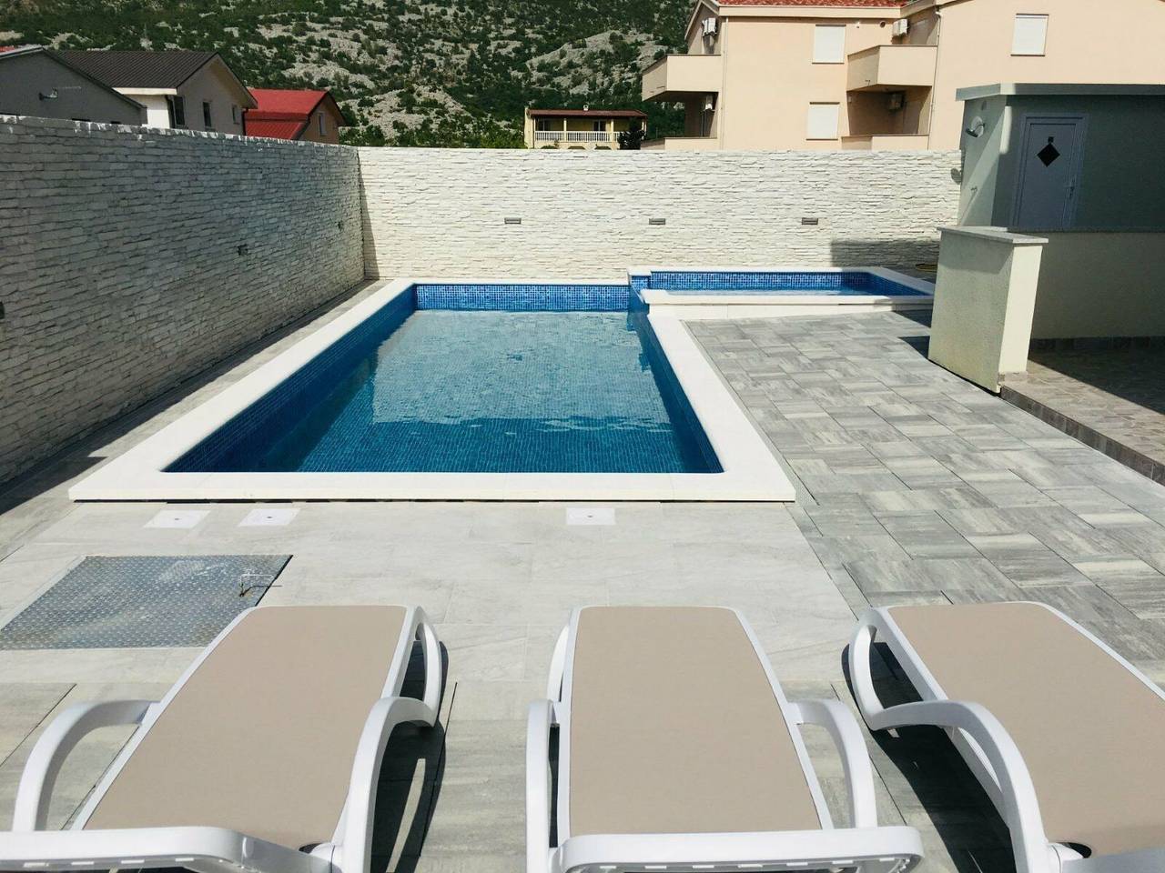 Entire apartment, Nikica 2 in Cesarica, Velebit Nature Park