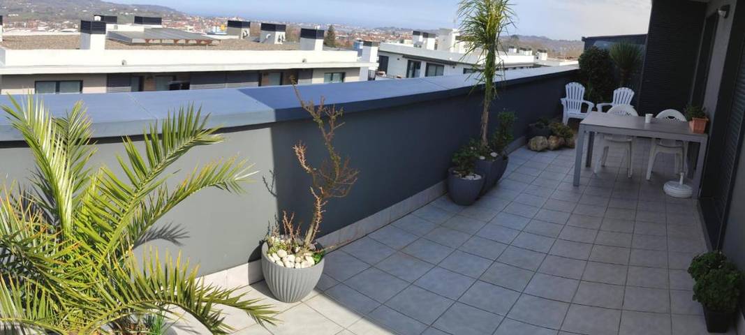 Gîte pour 2 personnes, avec vue et terrasse, animaux acceptés à Irun - 3